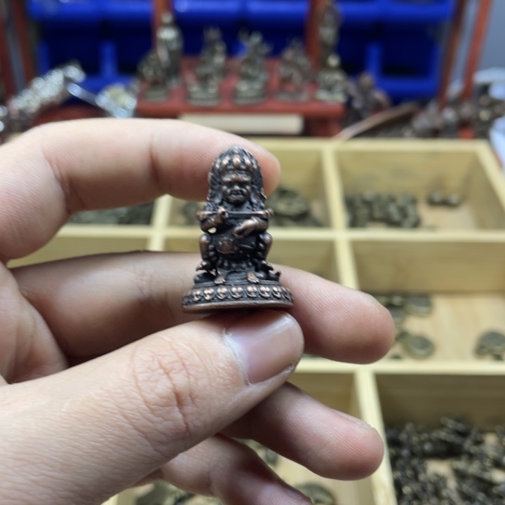 藏传小造像紫利马一个手工翻砂
