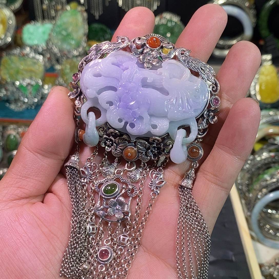 翡翠银S925镶嵌颈饰九尾