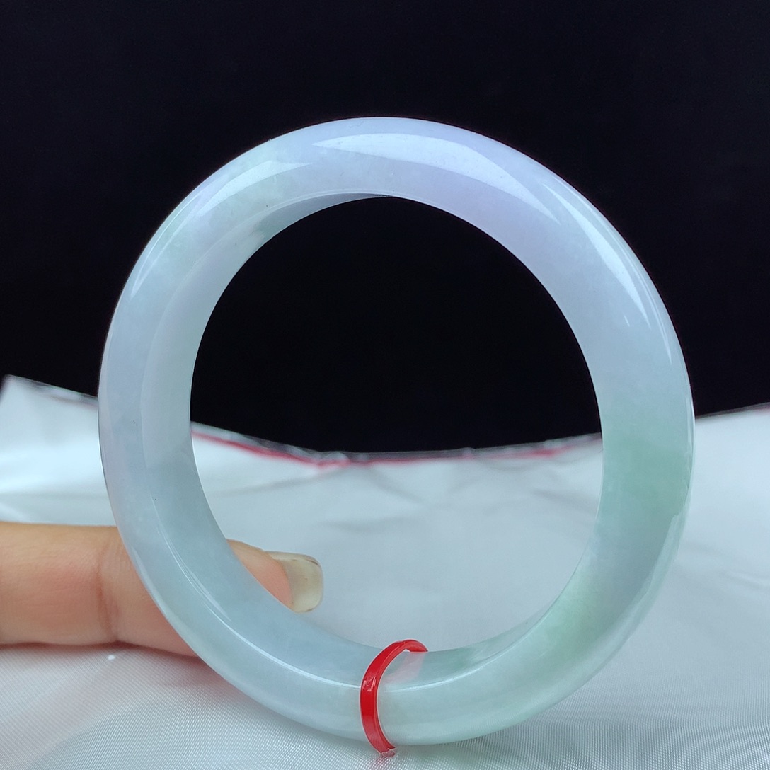 翡翠手镯未镶嵌55圈 0510