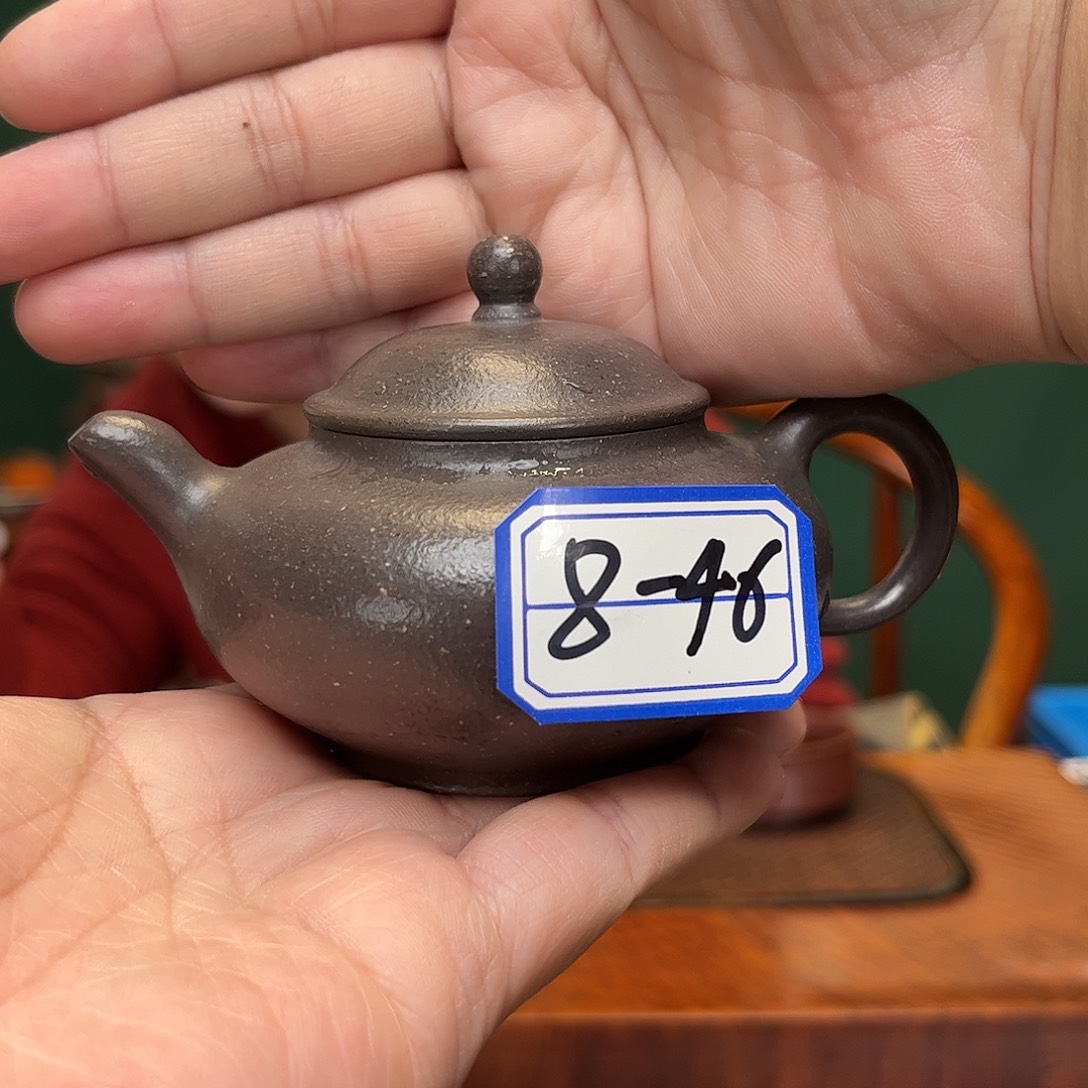 紫砂茶壶卧龙先生