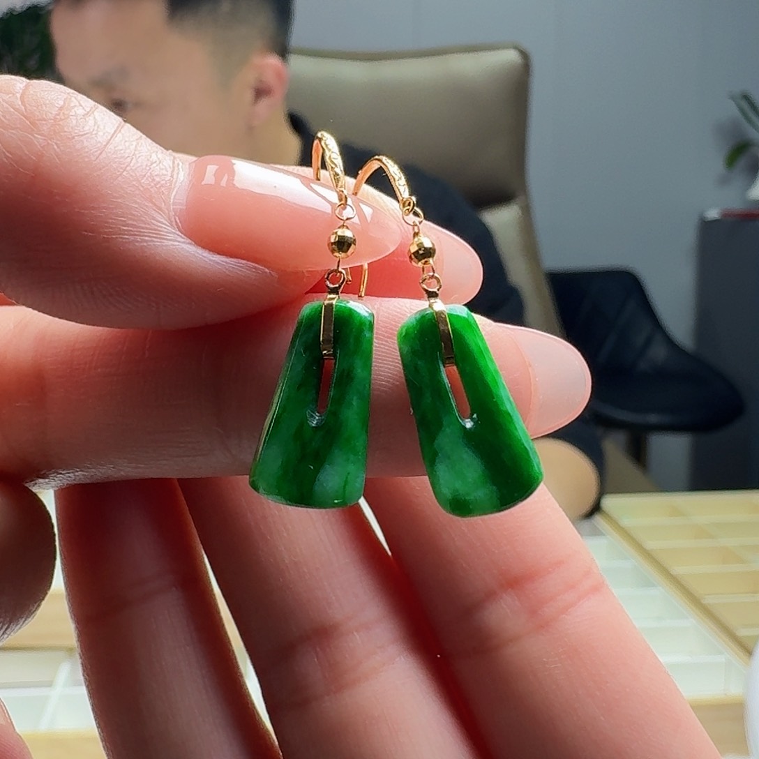 翡翠耳饰18K金镶嵌天然