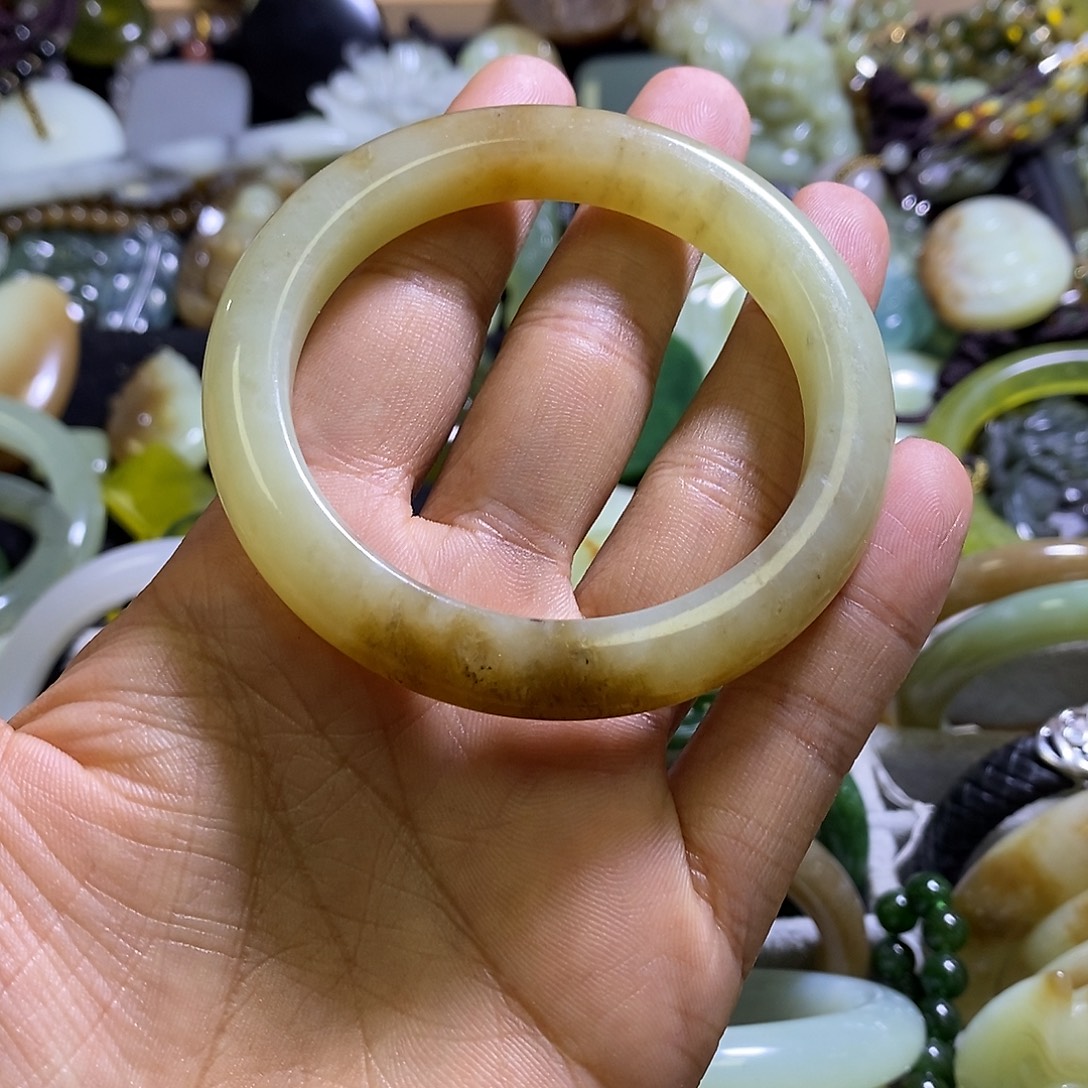 未镶嵌手镯和田玉53口径