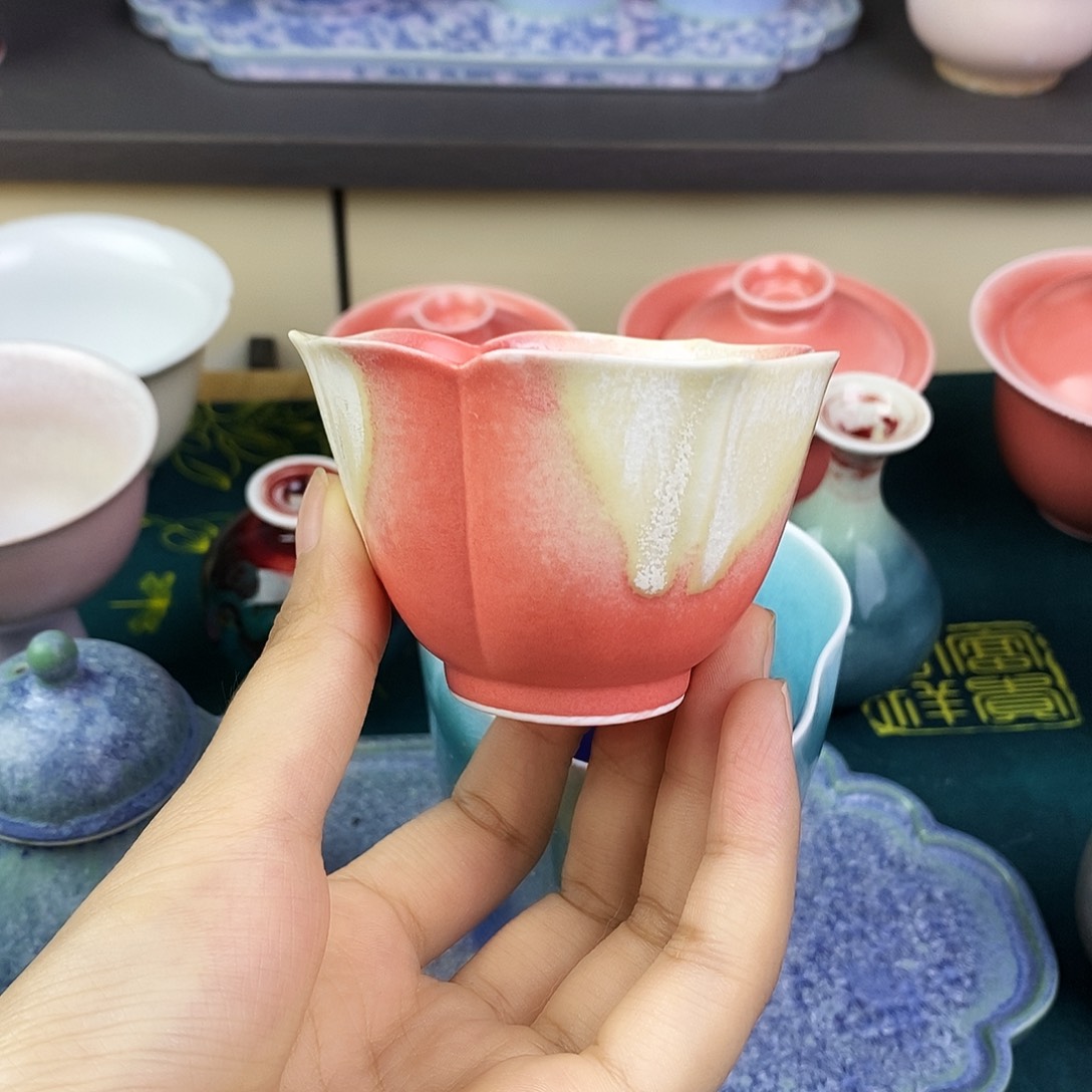 景德镇粉白结晶茶杯