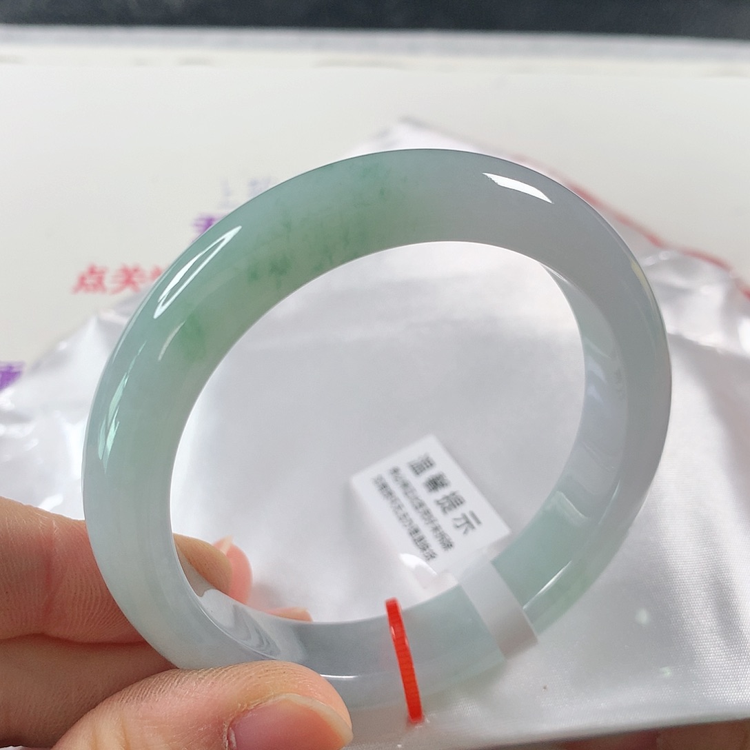 翡翠手镯未镶嵌①⑧⑦