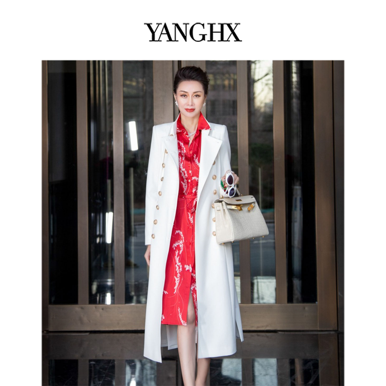 EDFNOT/杨红霞汝意「柔廓纤褛」白色双排金色扣大衣