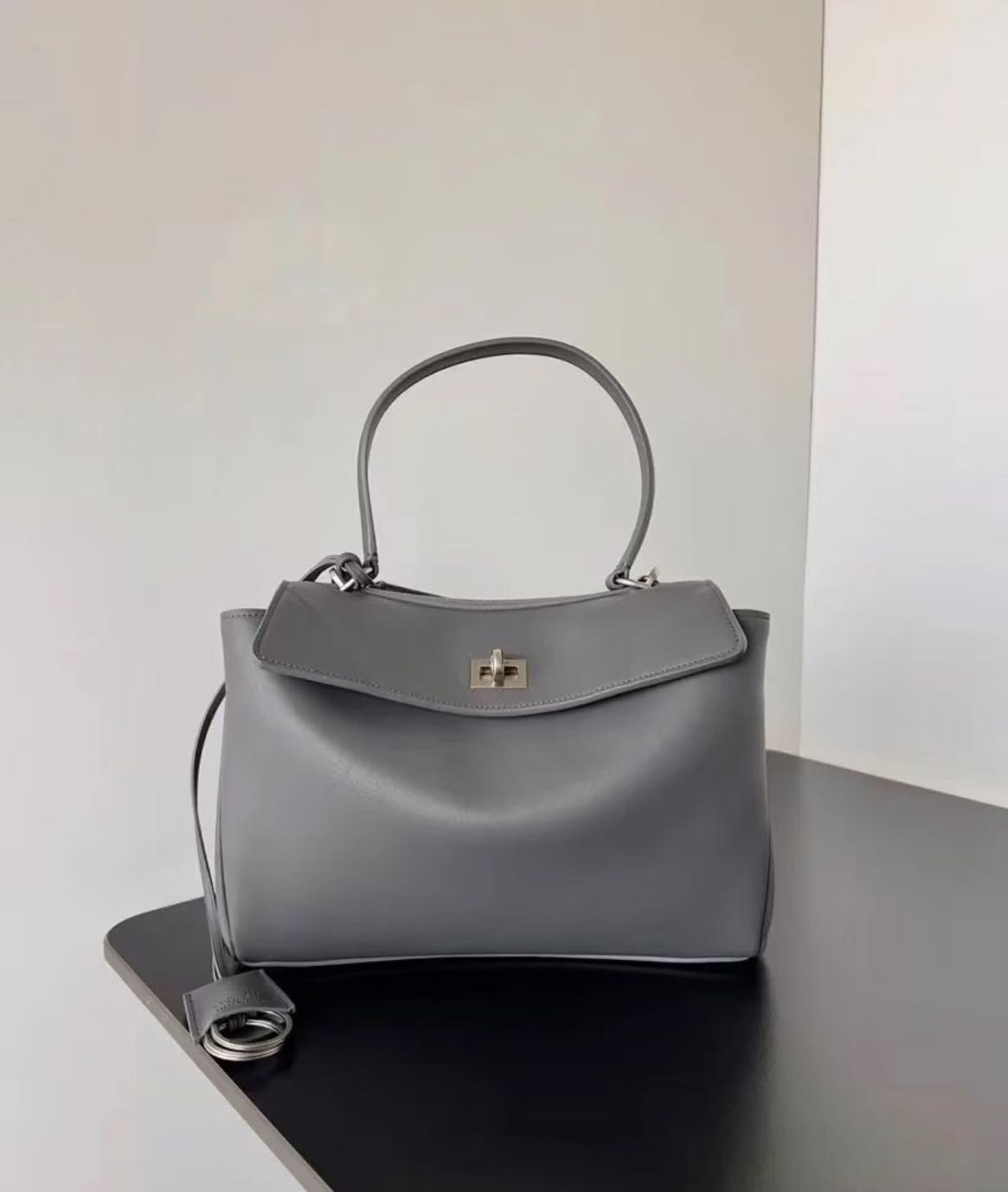 95新 Balenciaga/巴黎世家 灰色mini rodeo包 22cm 12612420