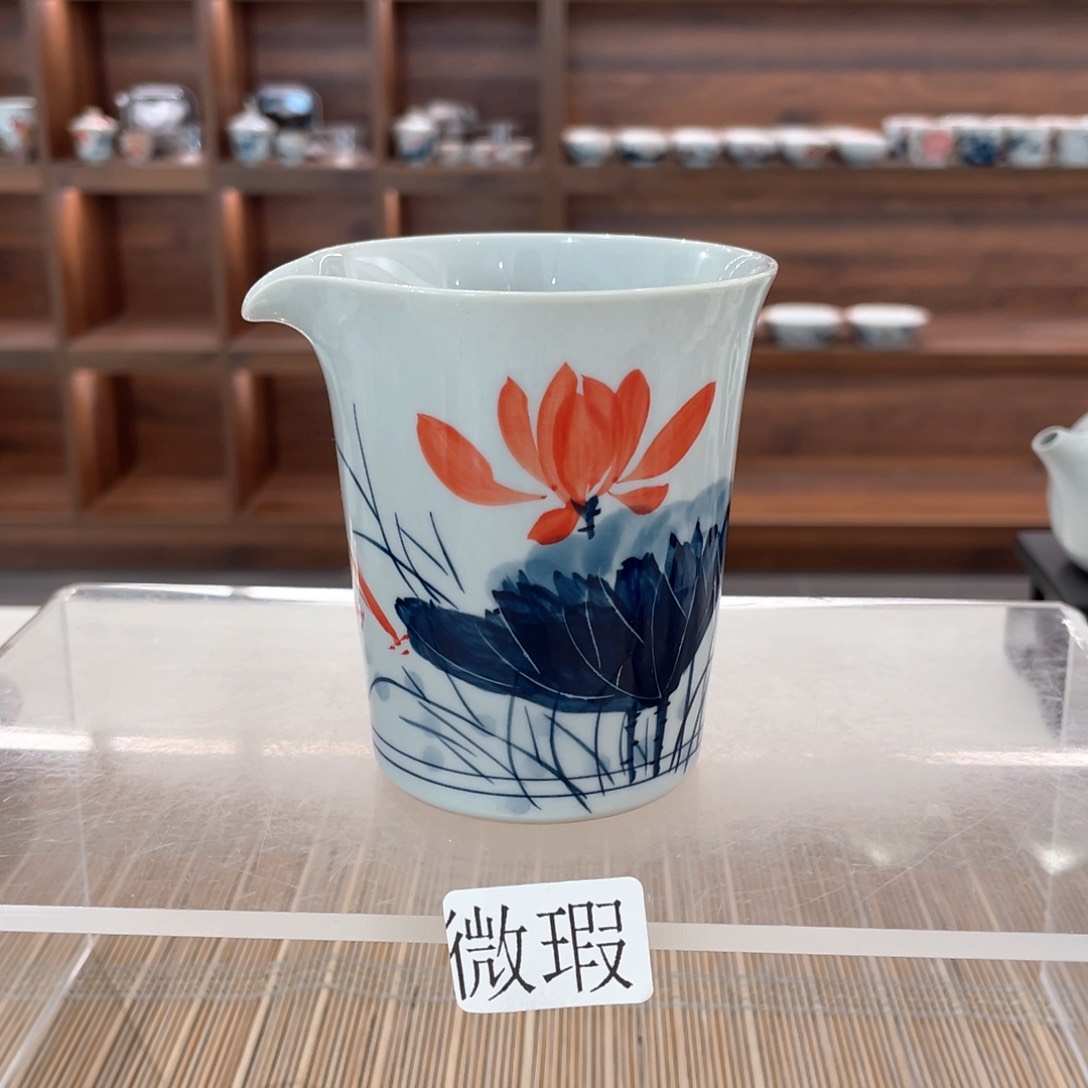 釉下手绘茶具微瑕