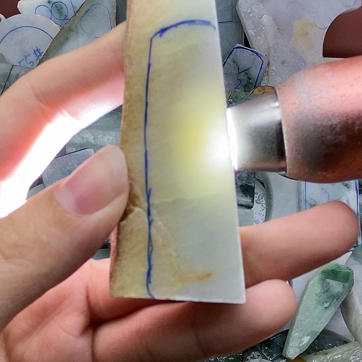 翡翠裸石纯天然翡翠