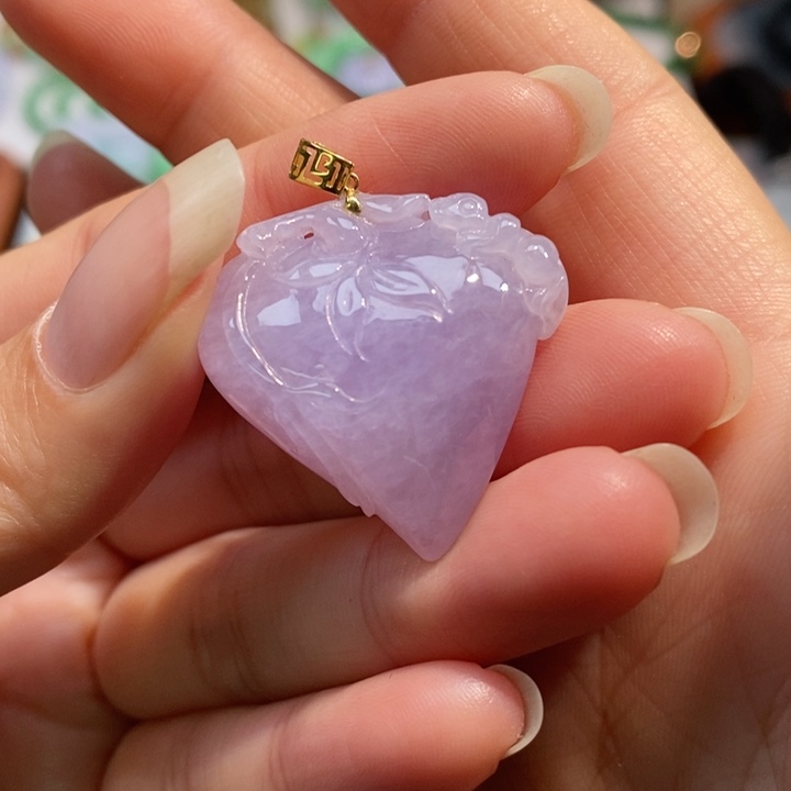 颈饰未镶嵌翡翠吊坠