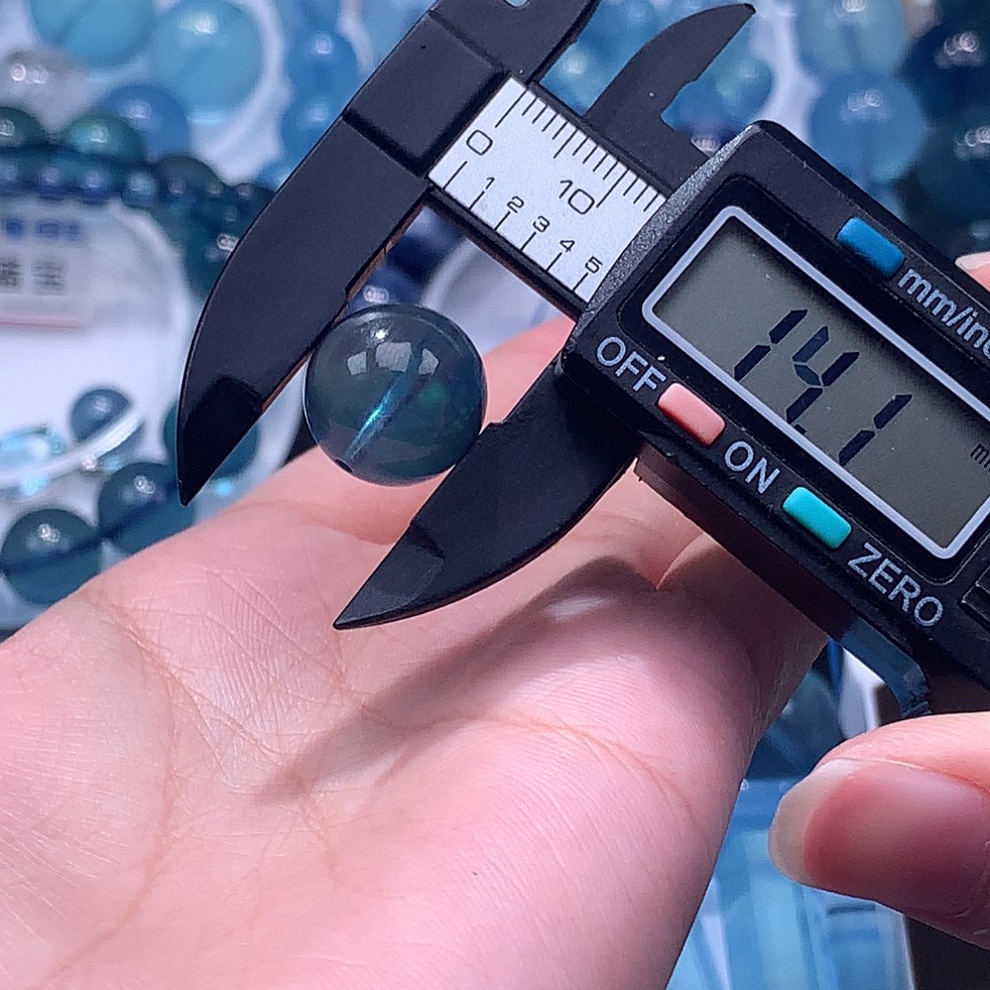 未镶嵌手串海蓝宝石?****ᴳ14mm魔鬼蓝360元