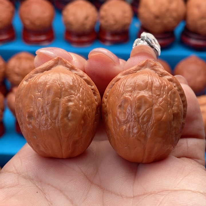 木质小官帽精品文玩核桃