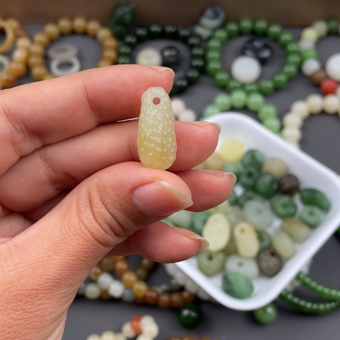 和田玉手串未镶嵌J**y