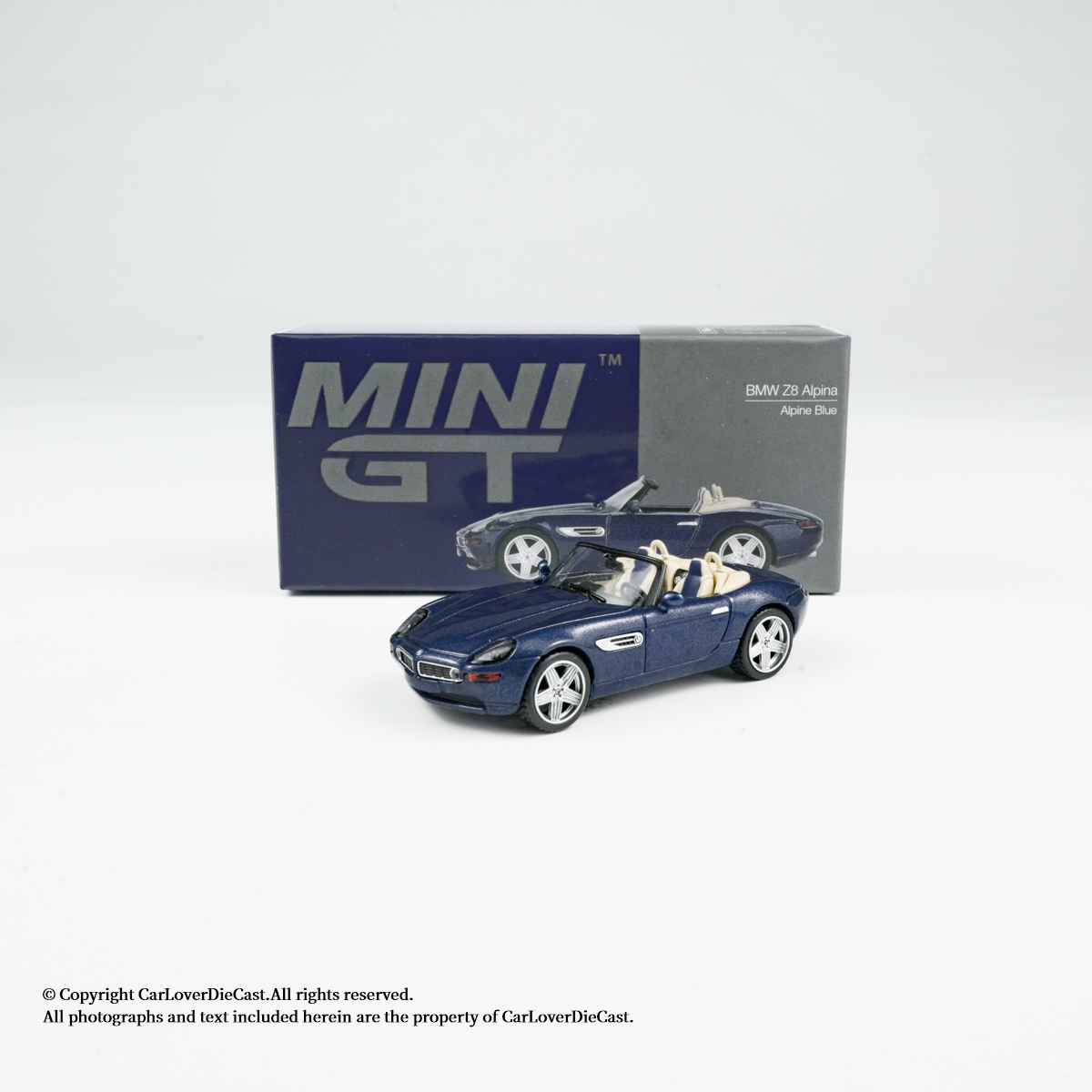 MINI GT 1:64 宝马 BMW Z8 Alpina Alpine Blue 合金车模 #1082