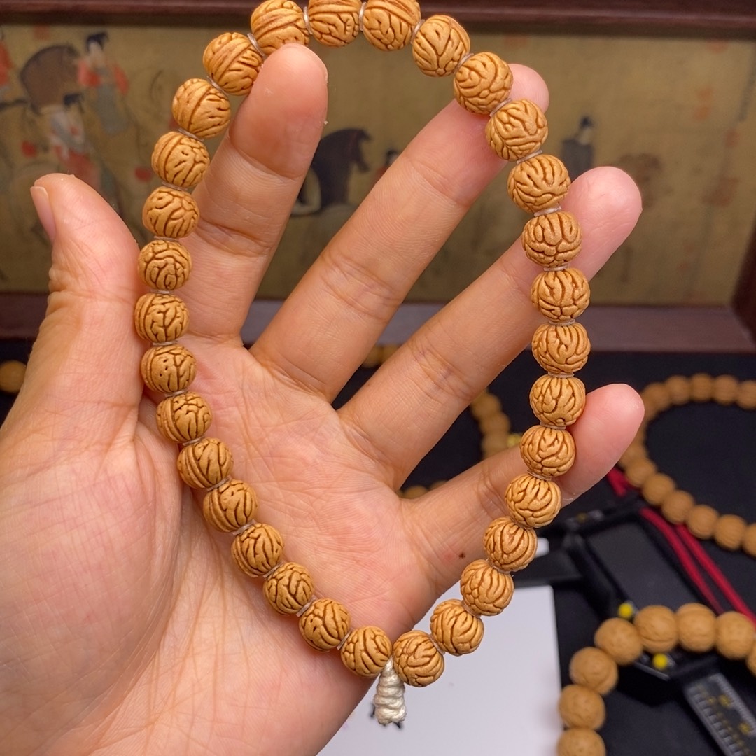 广***哥桃核吊坠素圈肠纹福利品