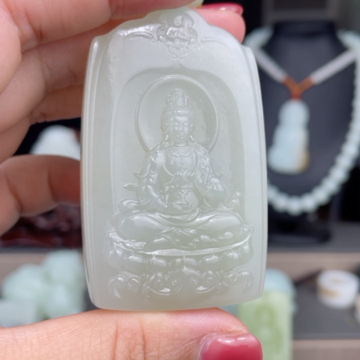 【闪购商品】颈饰未镶嵌和田玉