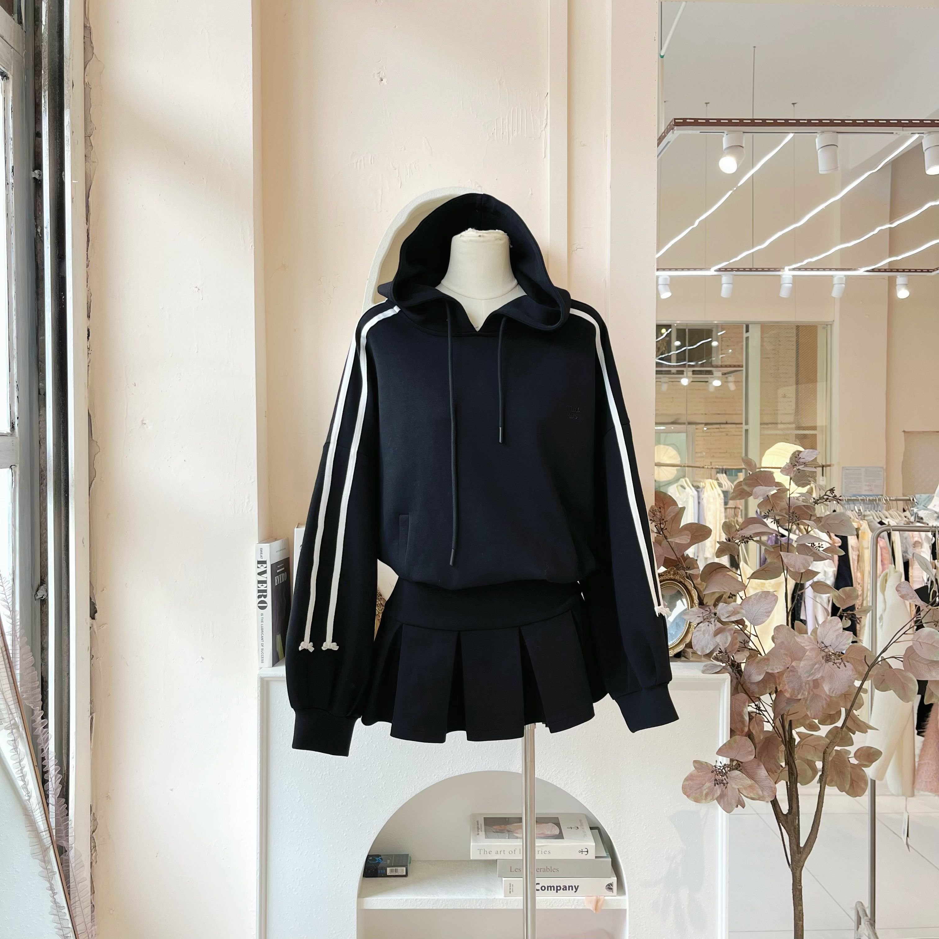 LHTE青青大码女装 春款运动风连帽百搭韩版卫衣裙C7152黑色