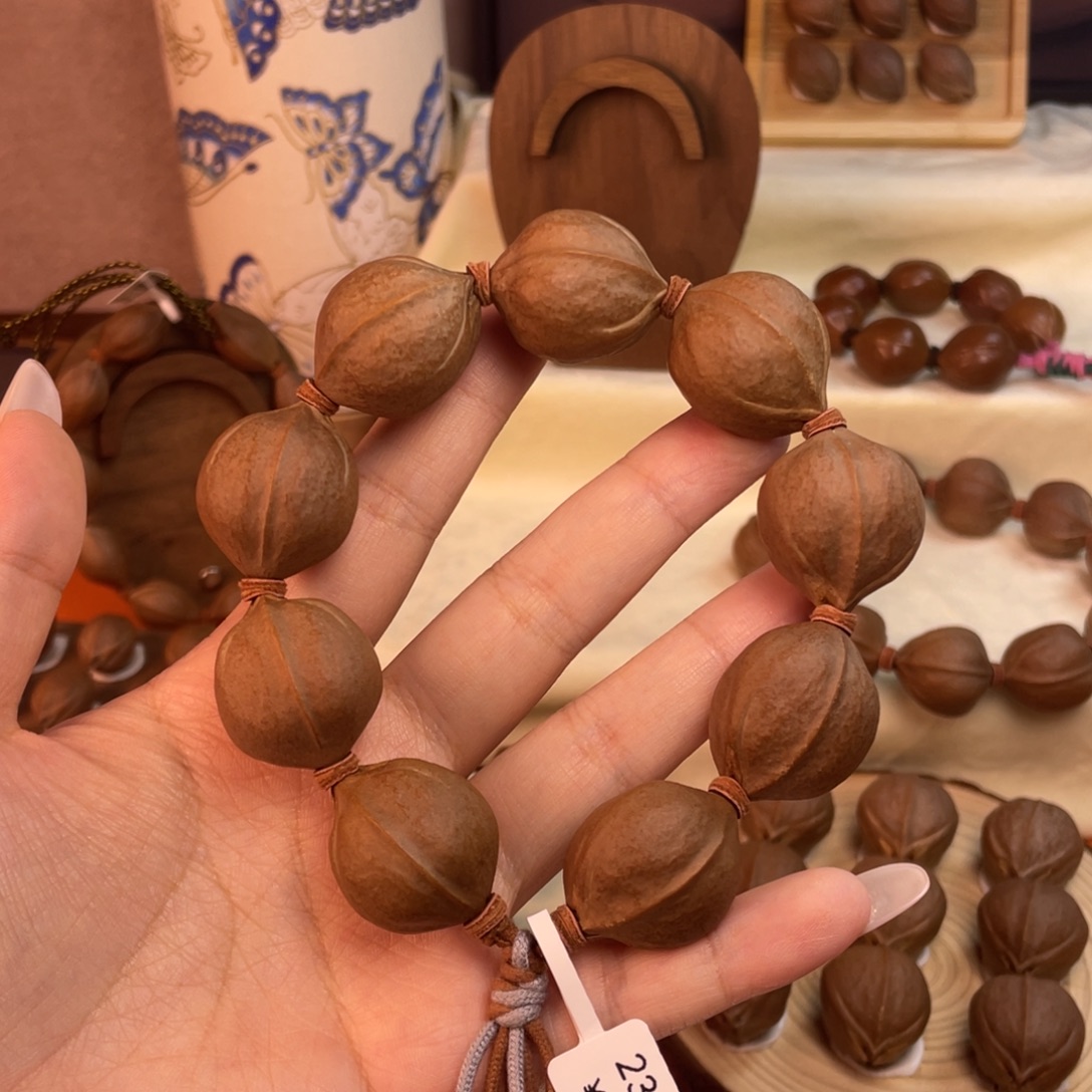 T***。手串/手链橄榄核2328梅林铁核