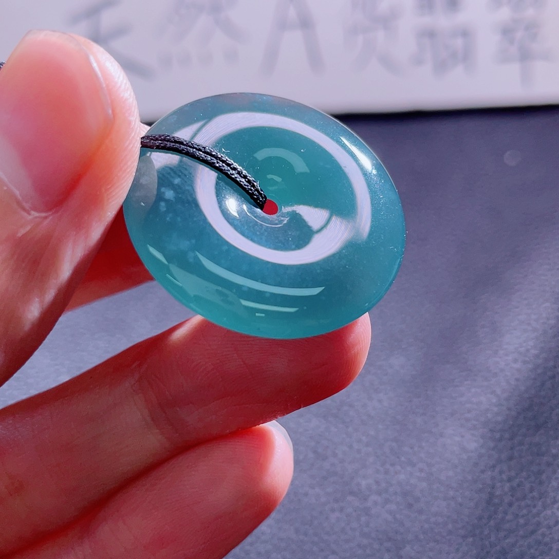 翡翠颈饰未镶嵌888888888