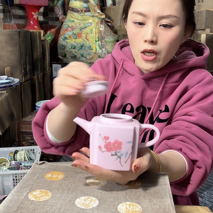 摆件/////景德镇陶瓷瓷器。