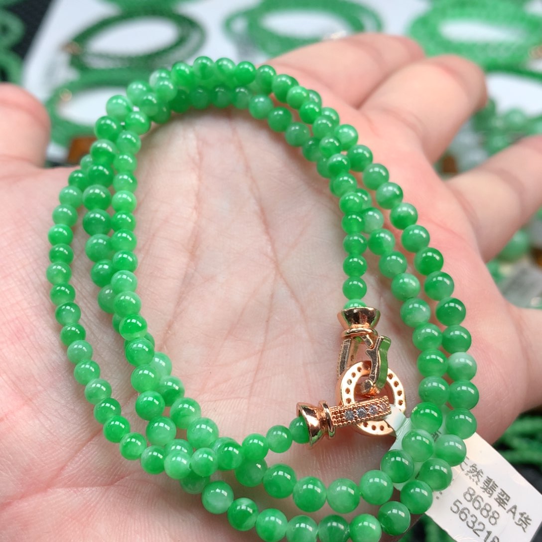 翡翠手链未镶嵌翡翠