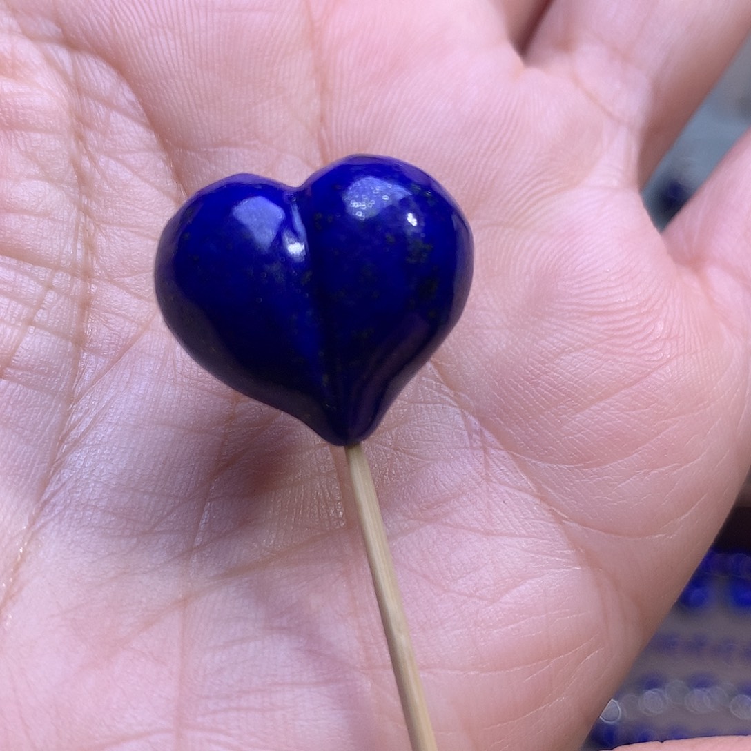 青金石未镶嵌20.6m桃