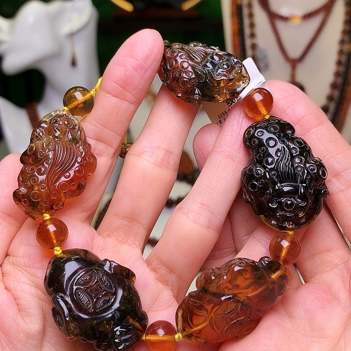 琥珀裸石未镶嵌抚顺琥珀