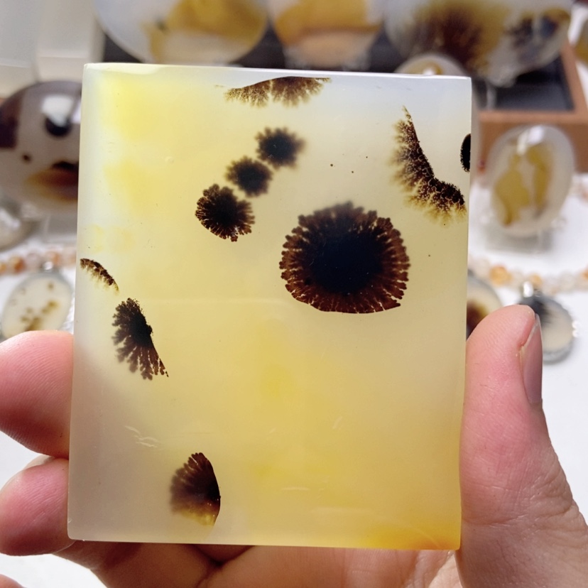 【闪购商品】玛瑙/玉髓颈饰未镶嵌