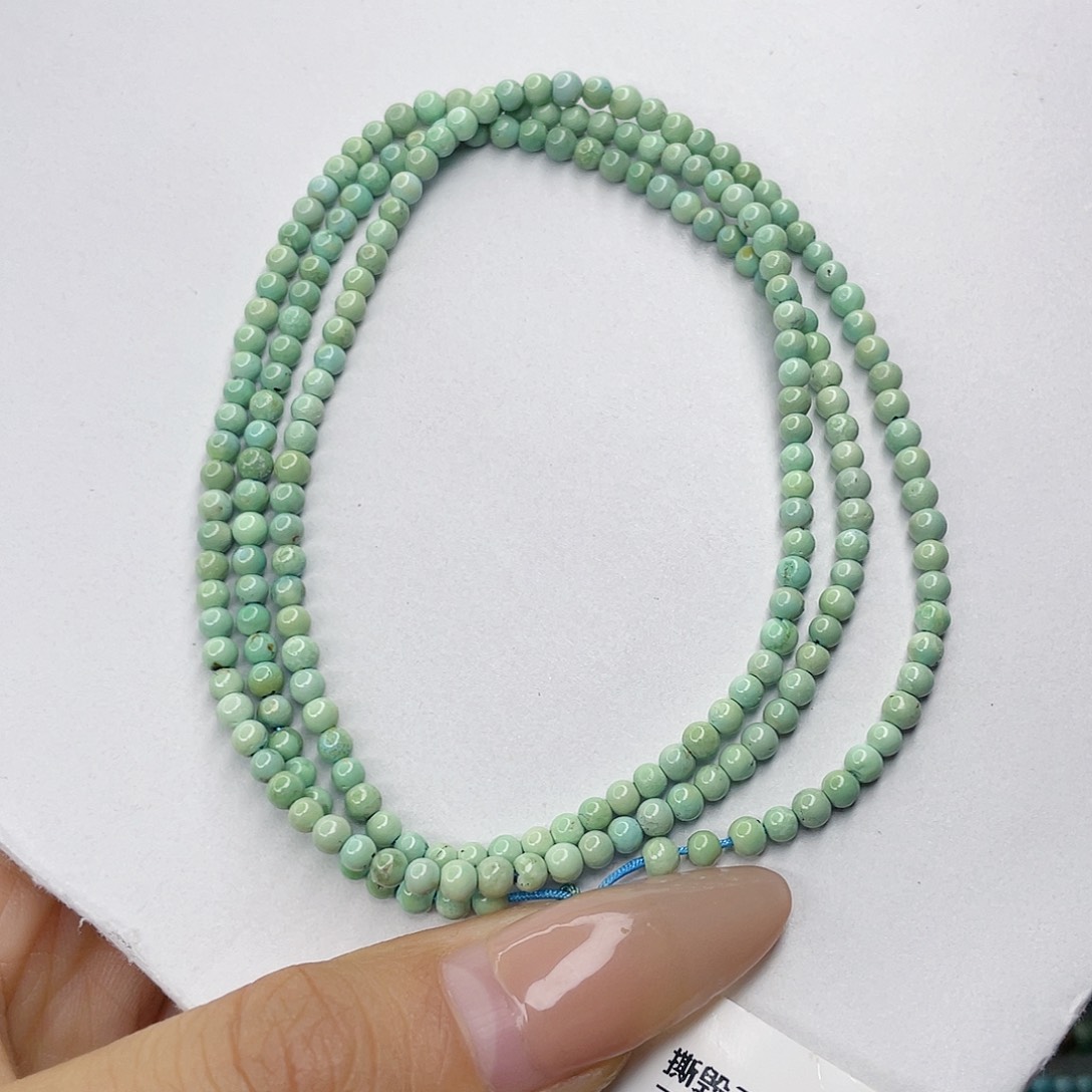 绿松石未镶嵌颈饰