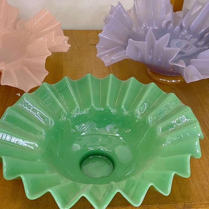 琉璃花瓶高13直径30