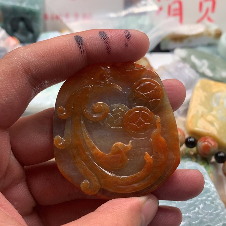 翡翠未镶嵌颈饰保真天然a货翡翠