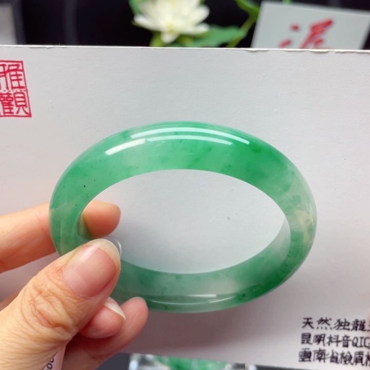 石英质玉手镯未镶嵌57/58