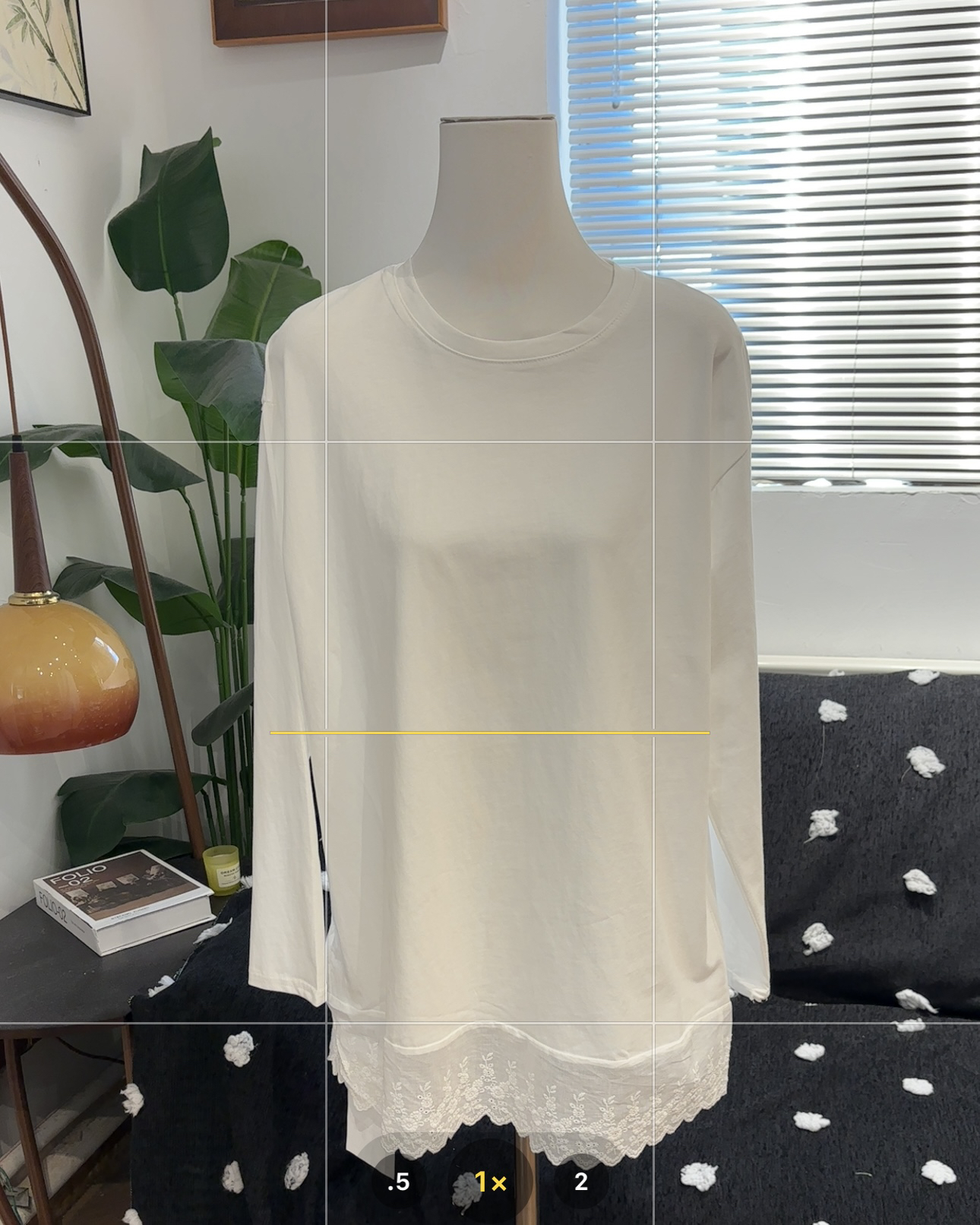 新疆包邮【T029】花朵蕾丝拼接T恤-衣长76