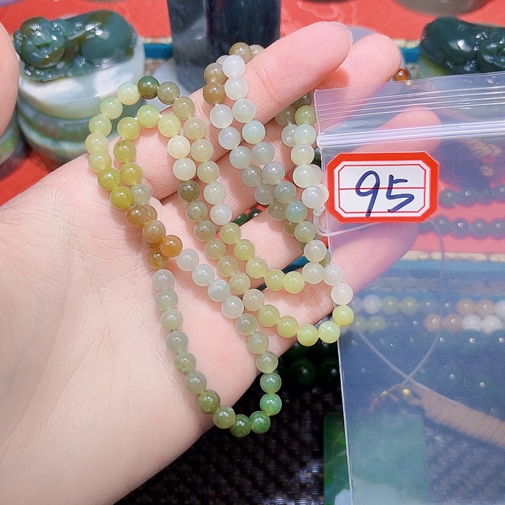 和田玉和田玉边角料随机发未镶嵌