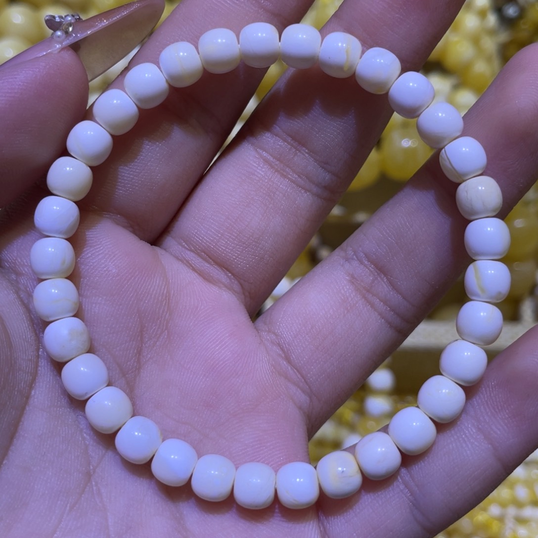 手绳琥珀未镶嵌6m
