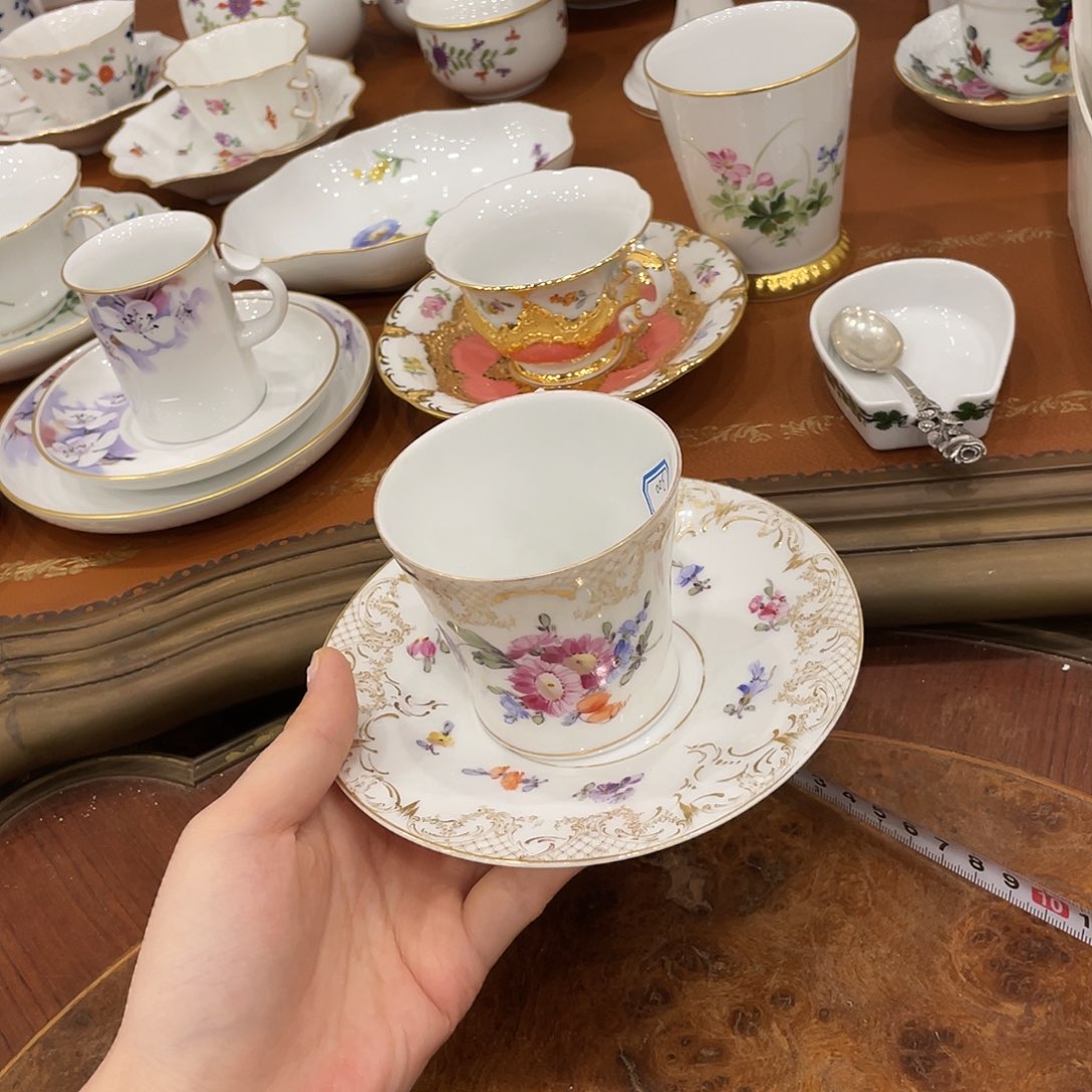 瓷片中古宁芬堡有瑕疵