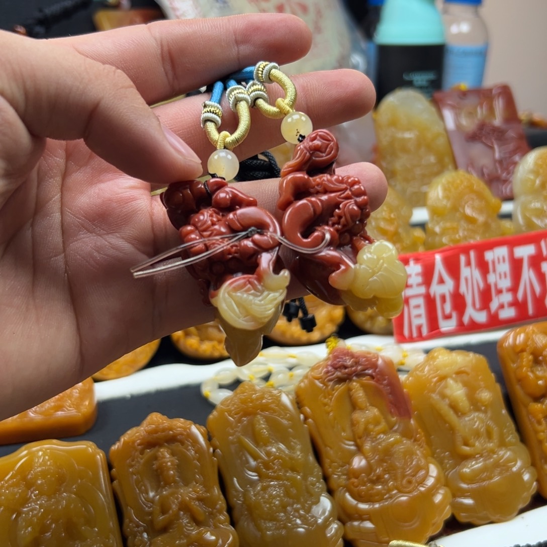 石英质玉（黄龙玉）未镶嵌hly