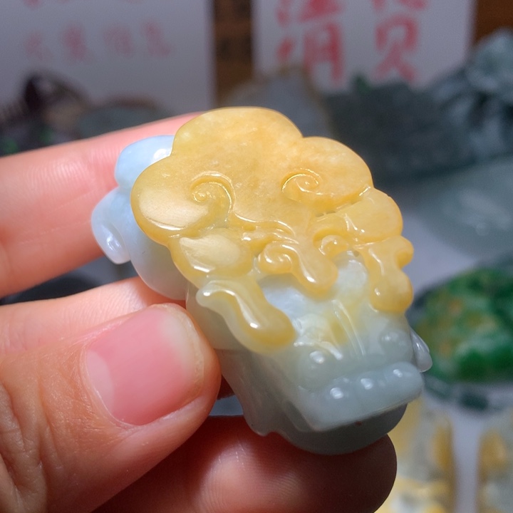 翡翠颈饰未镶嵌保真天然A货翡翠