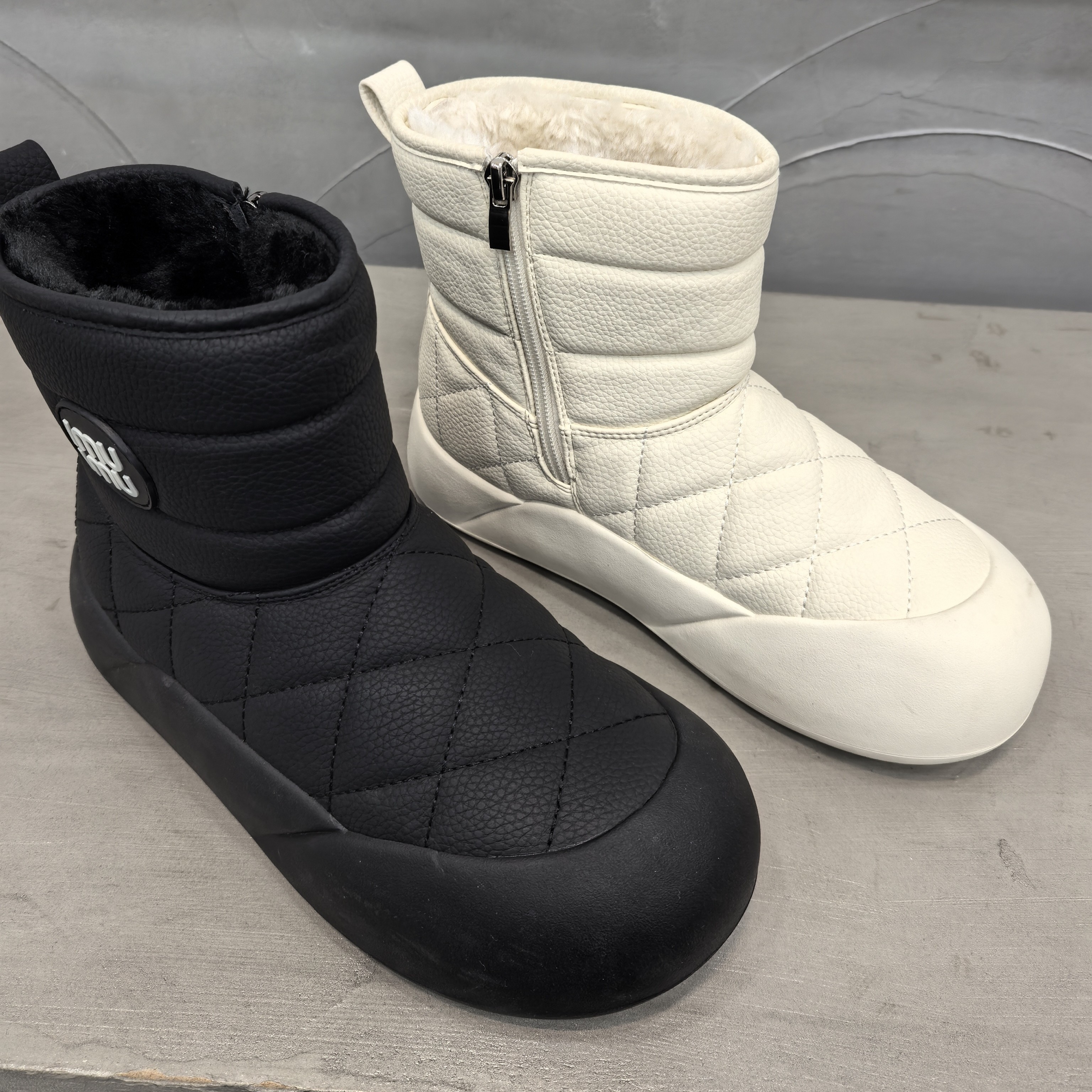 7021 冬季新款圆头厚底休闲百搭雪地鞋