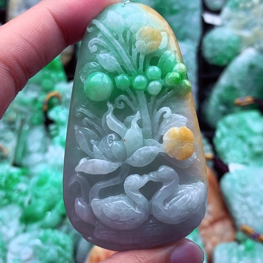 翡翠吊坠(不含链)未镶嵌