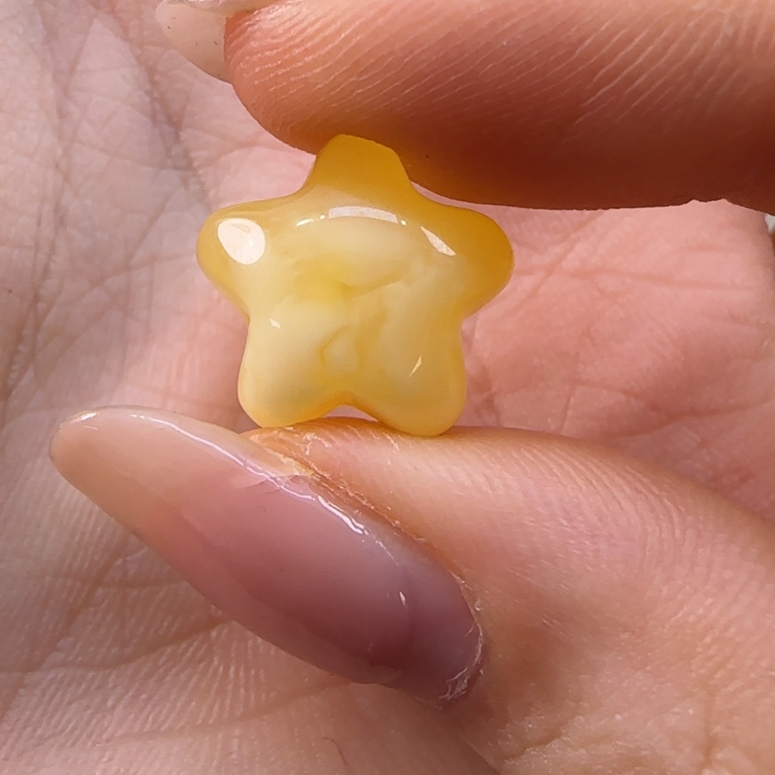 裸石琥珀未镶嵌⁵****琥珀