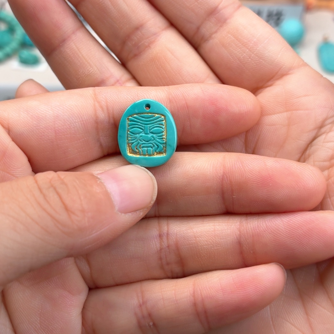 未镶嵌绿松石珠宝奇石