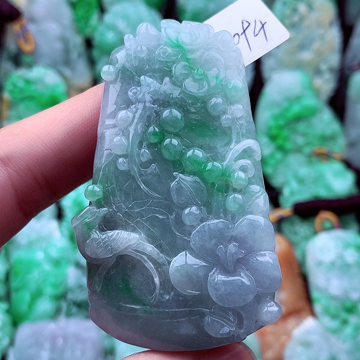 翡翠吊坠(不含链)未镶嵌