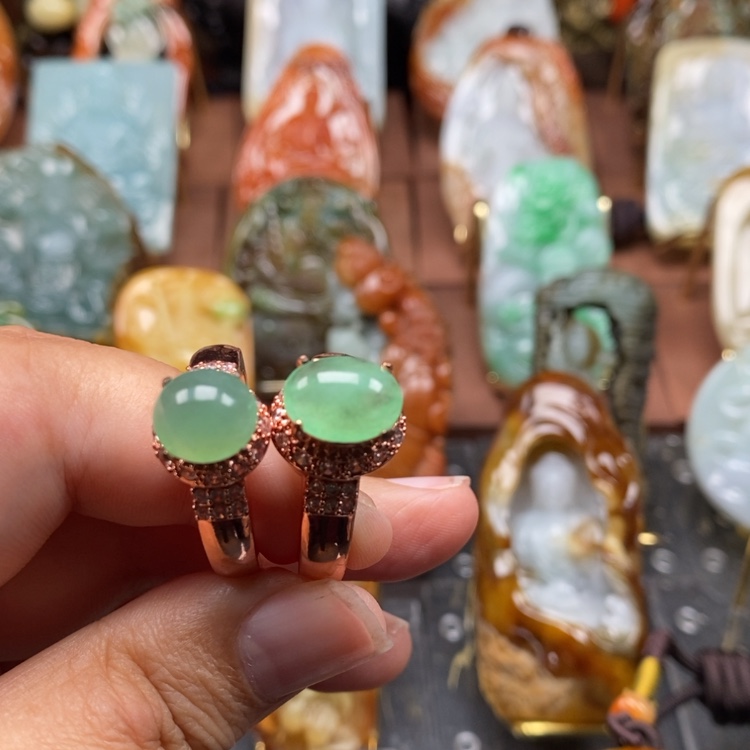 【闪购商品】颈饰未镶嵌翡翠喜**橙铜托戒面