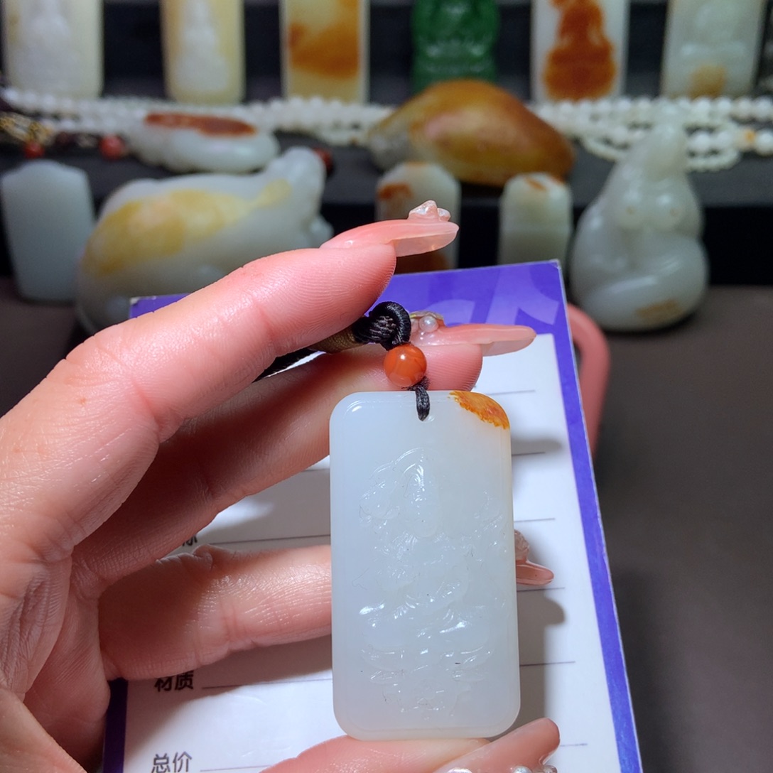 和田玉挂件未镶嵌可**风