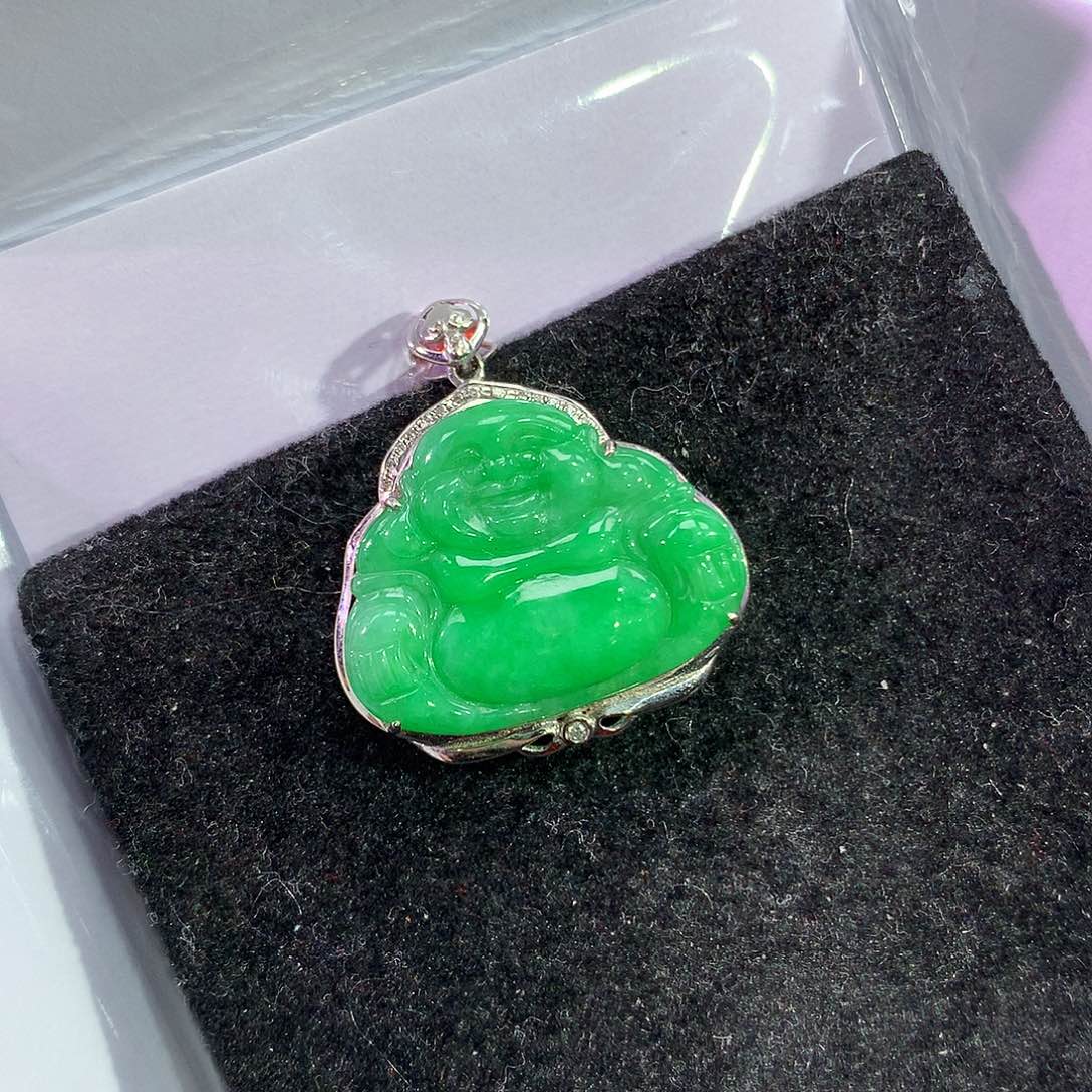 翡翠吊坠(赠链)18K金镶嵌