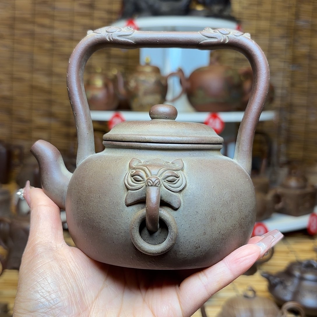 紫砂茶壶闪*闪紫砂老壶