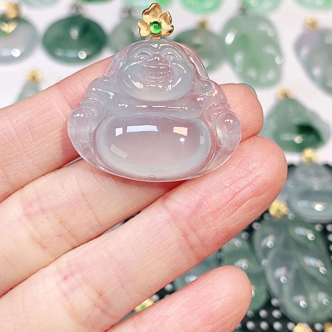 翡翠18K金镶嵌颈饰