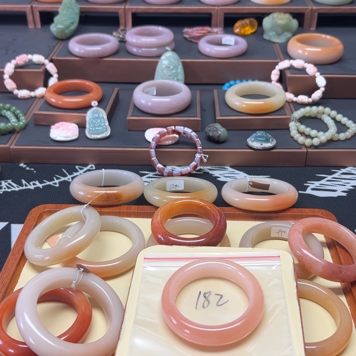 福***照石英质玉合金手镯182