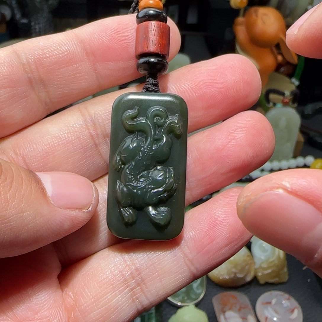 和田玉挂件未镶嵌