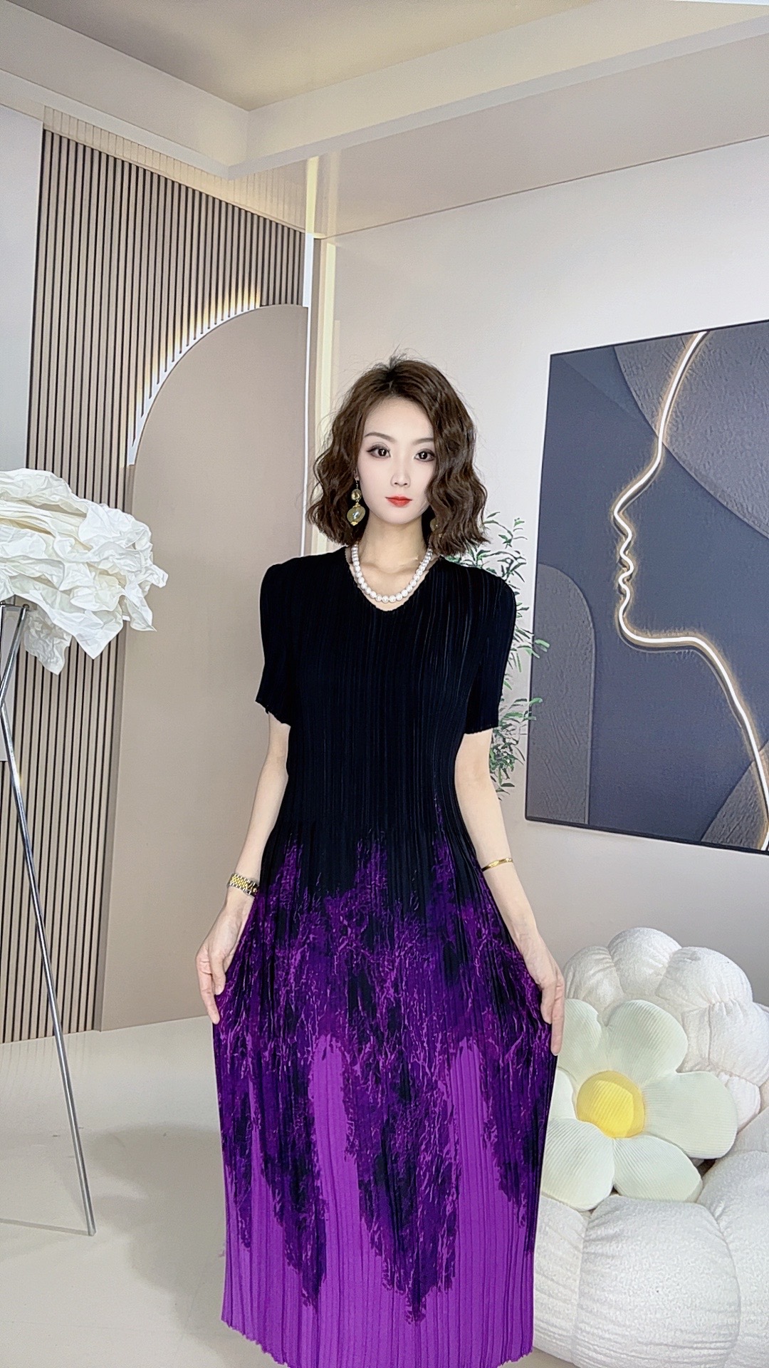 108号渐变色新款褶皱印花裙女夏季轻薄透气修身显瘦圆领中长裙